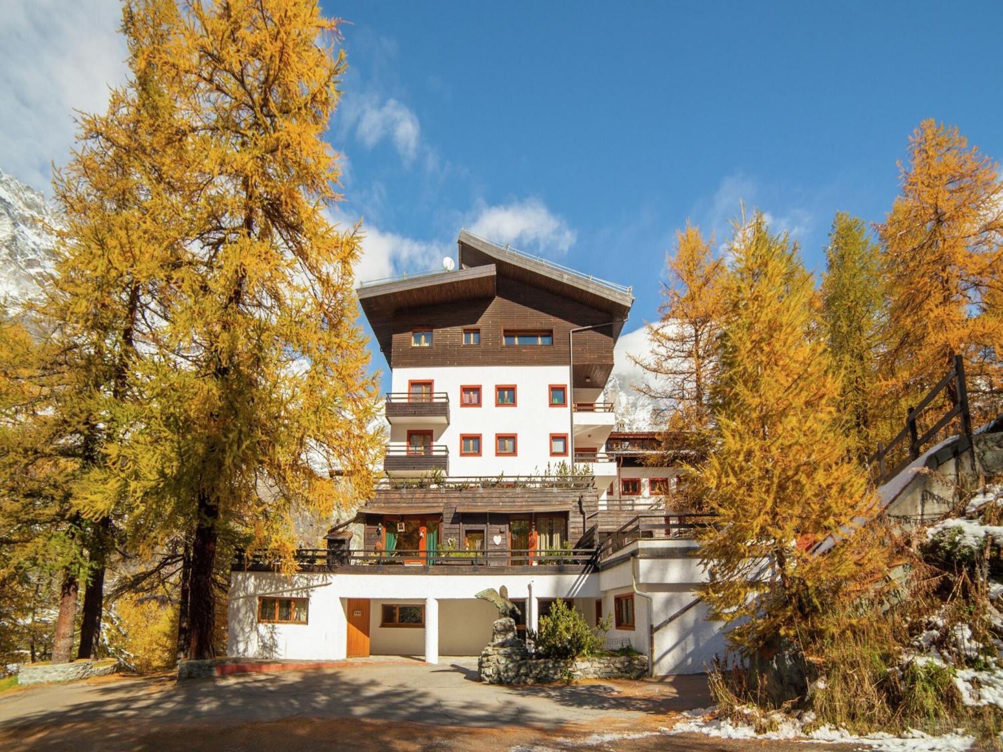 Contemporary Apartment In Breuil Cervinia Near Ski Area Exterior photo