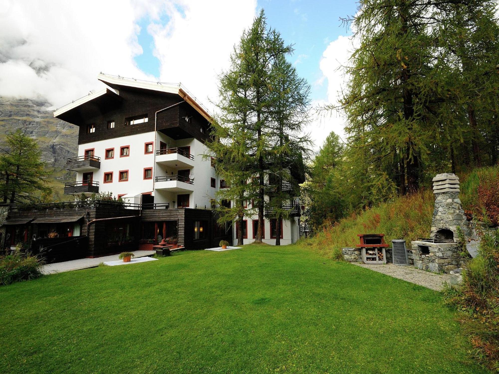 Contemporary Apartment In Breuil Cervinia Near Ski Area Exterior photo